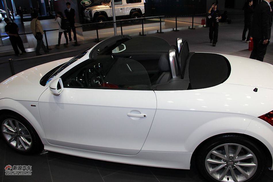 µTT Roadster
