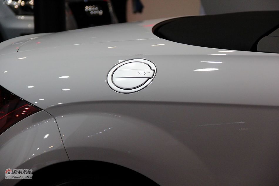 µTT Roadster
