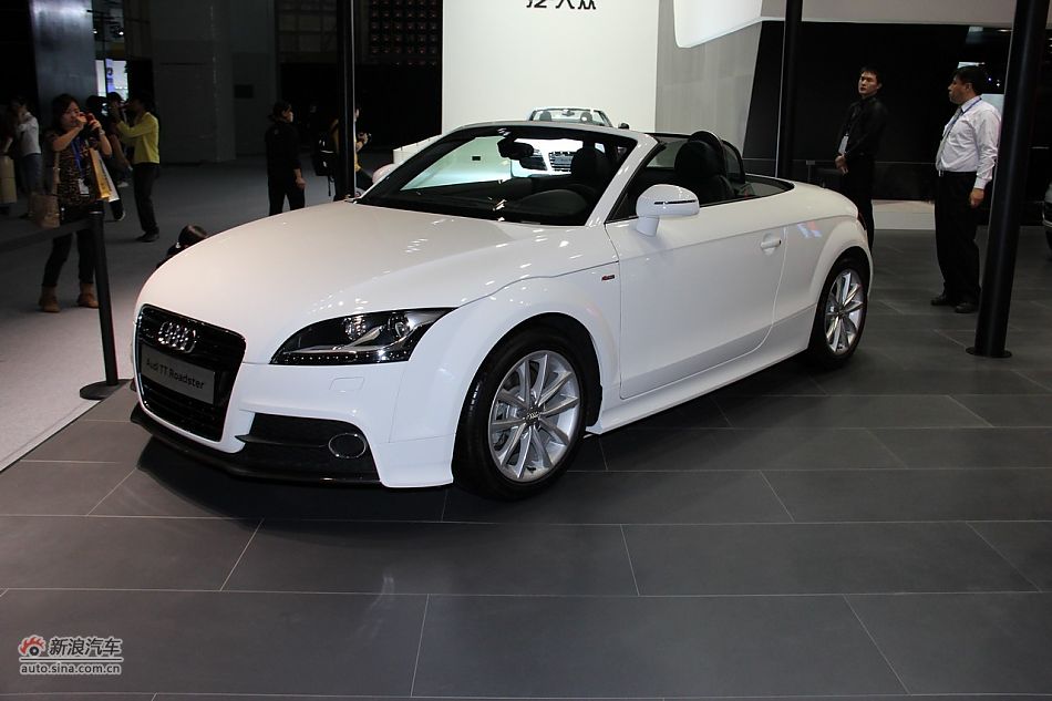 µTT Roadster