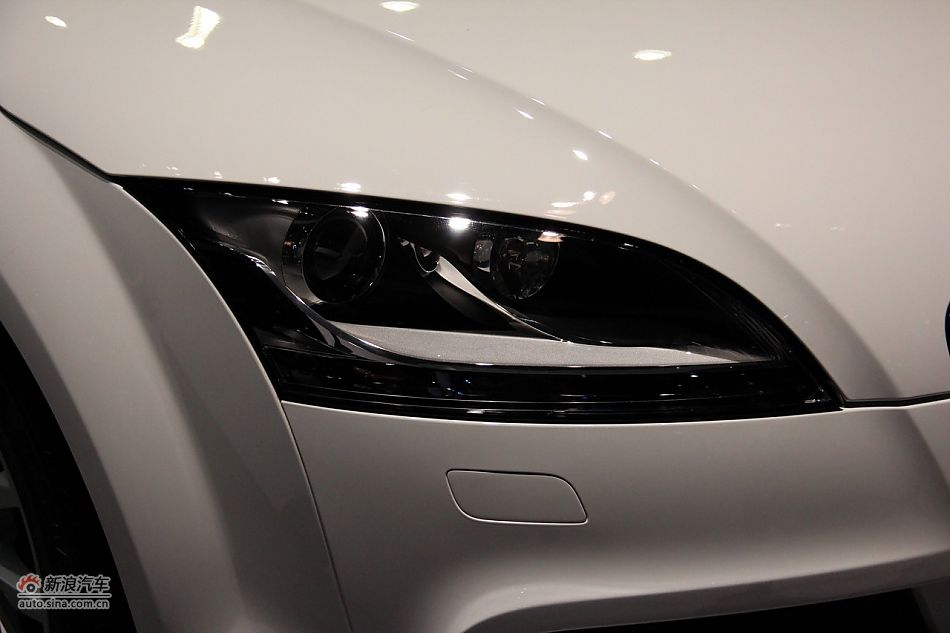 µTT Roadster