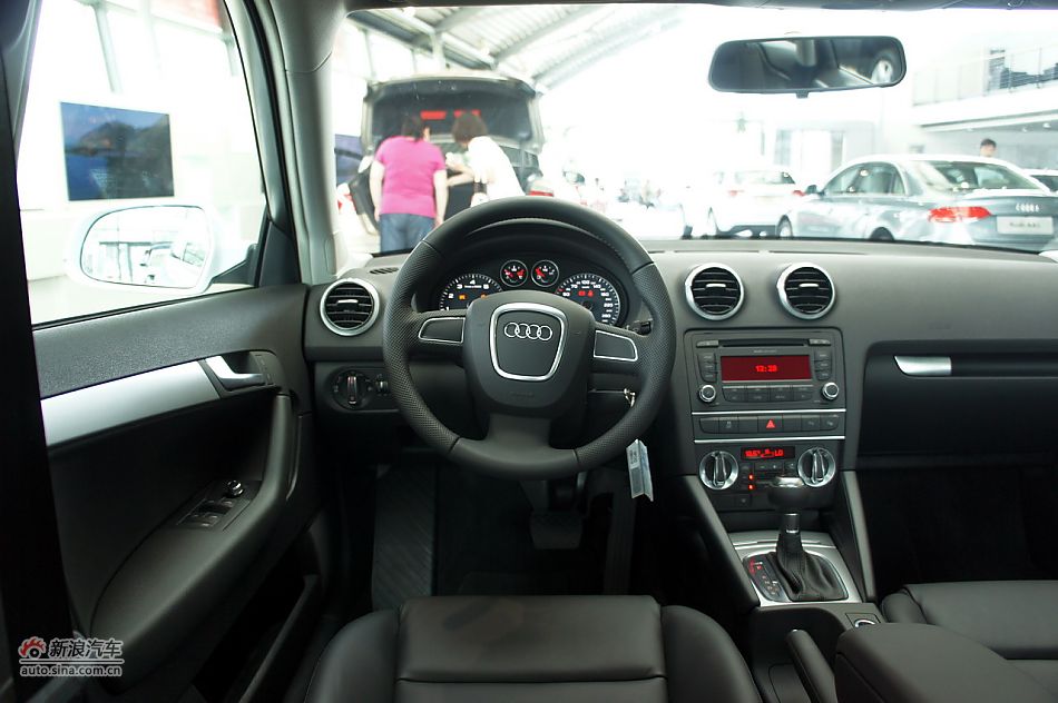 2012µA3