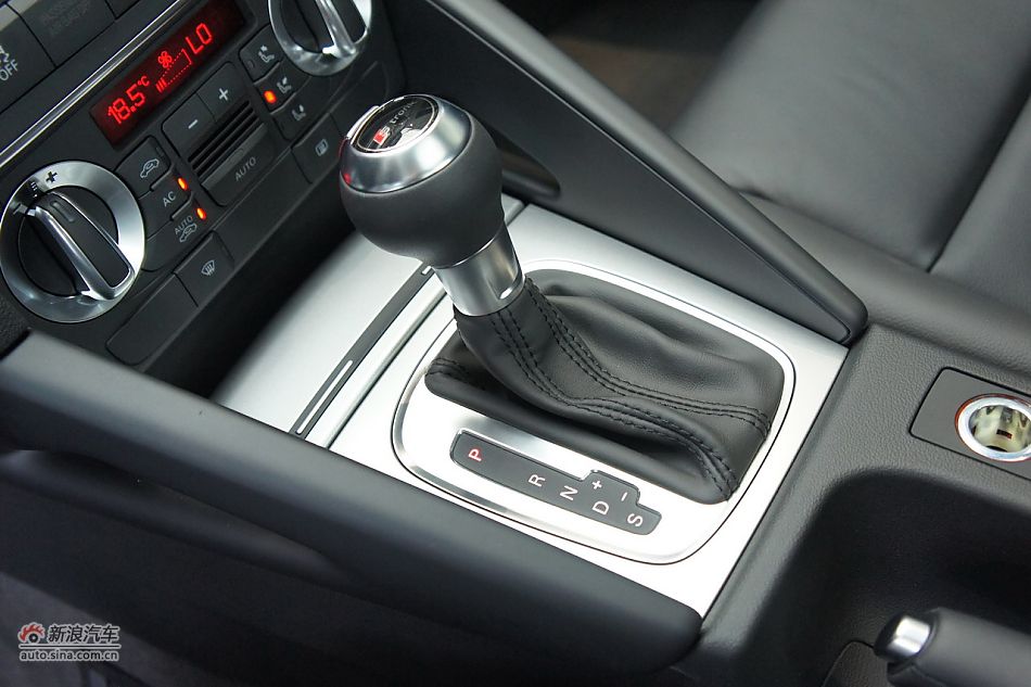 2012µA3
