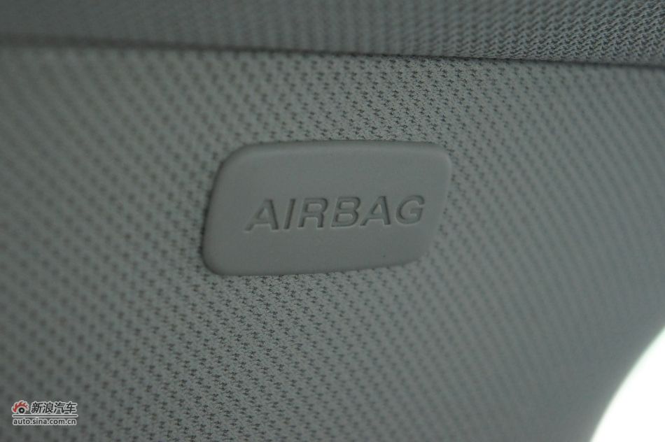 2012µA3