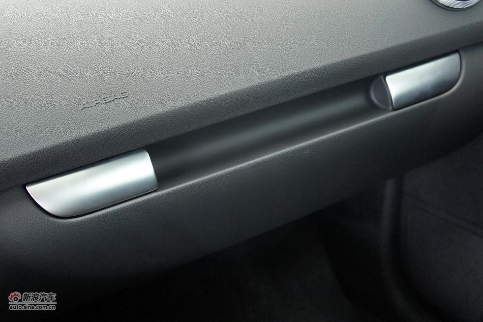2012µA3