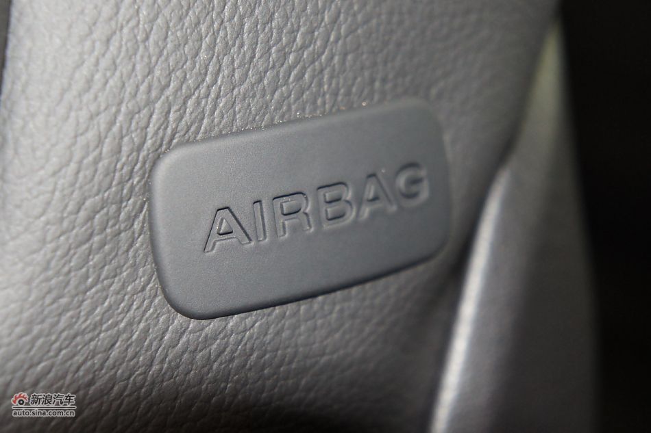 2012µA3