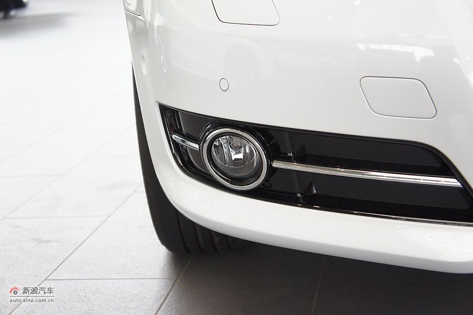 2012µA3