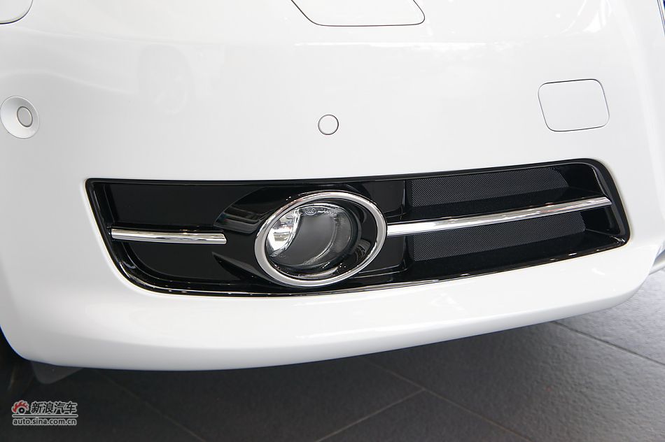 2012µA3