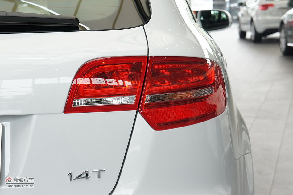 2012µA3