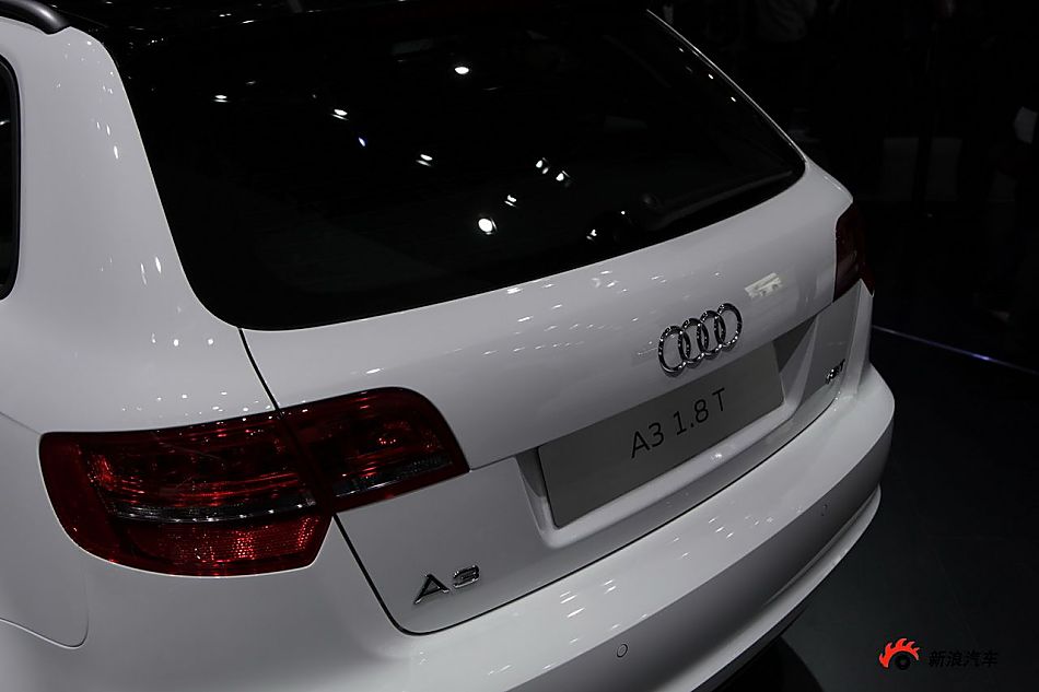 µA3 1.8T