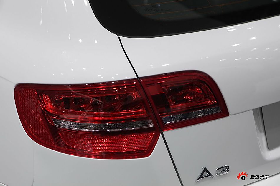µA3 1.8T