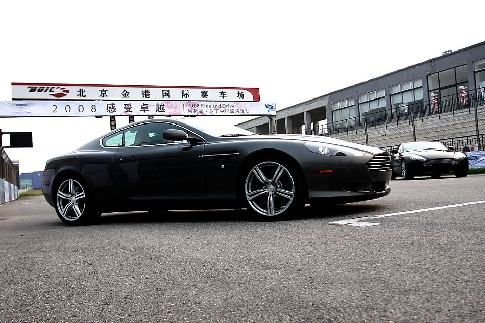 DB9ͼƬ