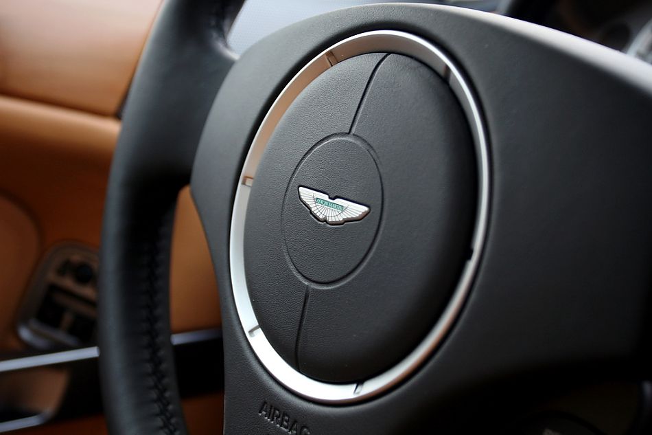 DB9ͼƬ