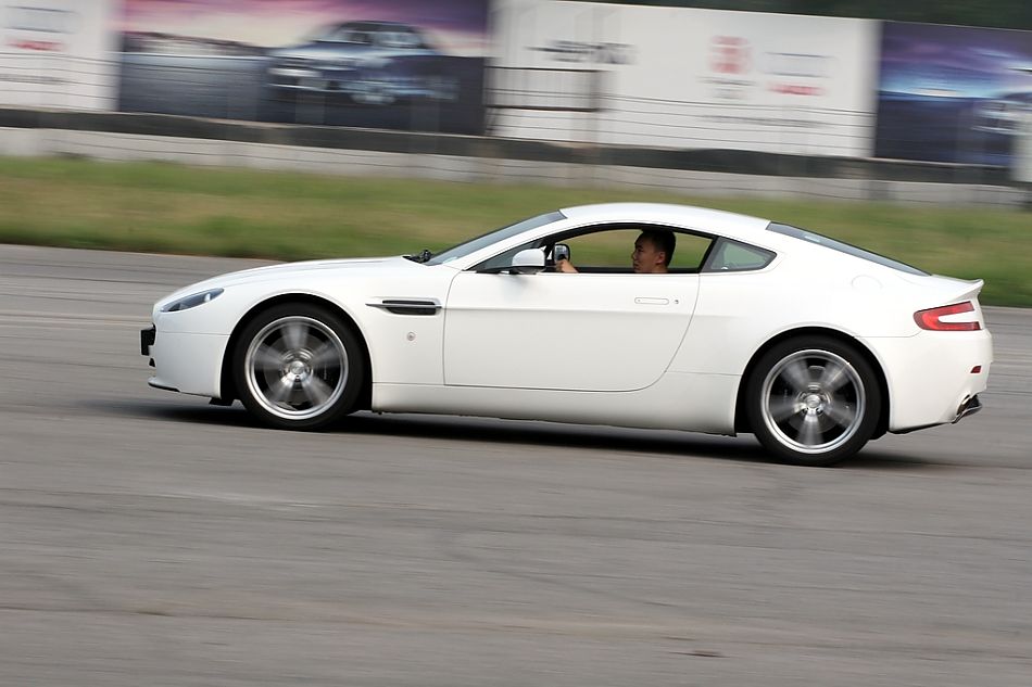 DB9ͼƬ