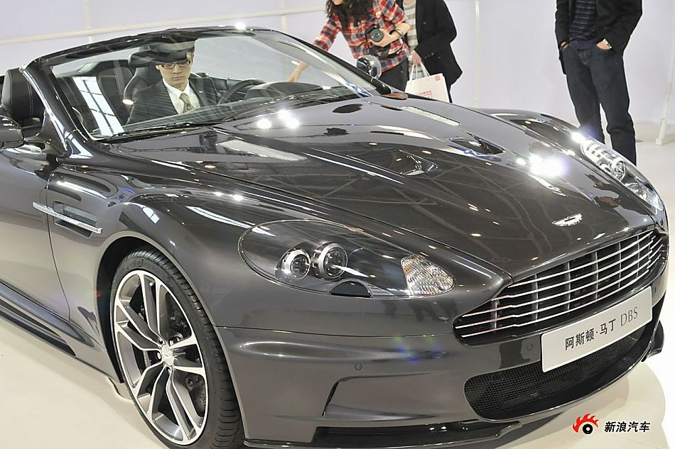 ˹DB9