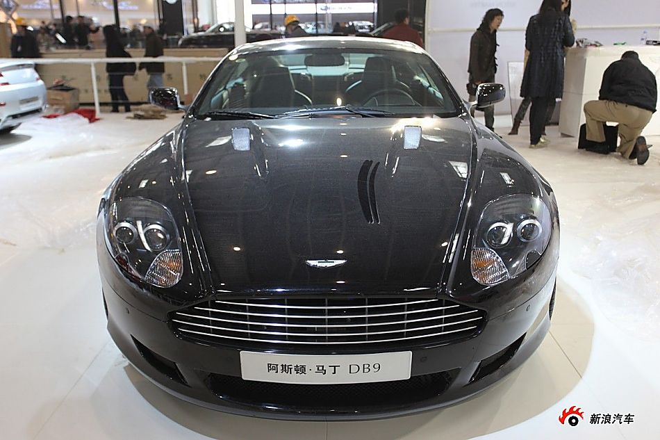˹DB9