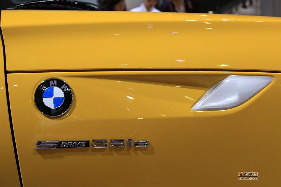 Z4 sDrive 35i Pure Impulse