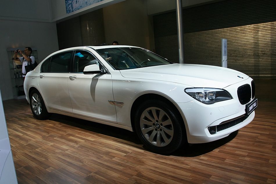 BMW 740Li