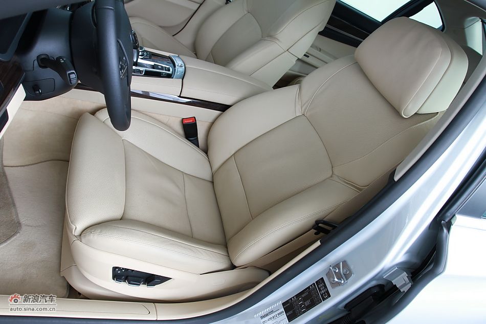 2009740Li