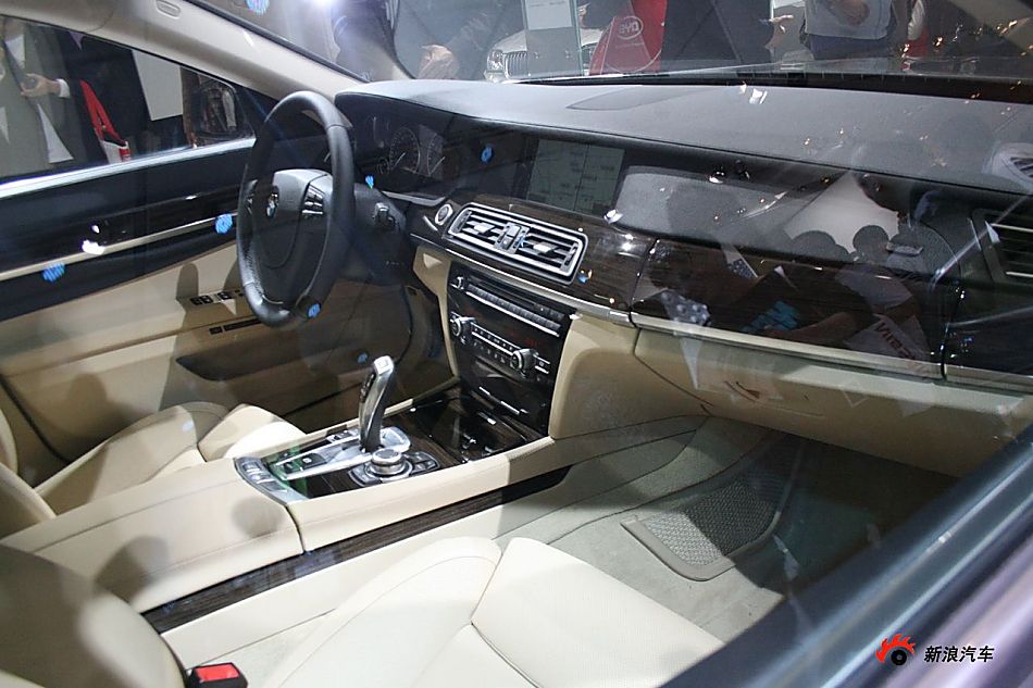 730Li