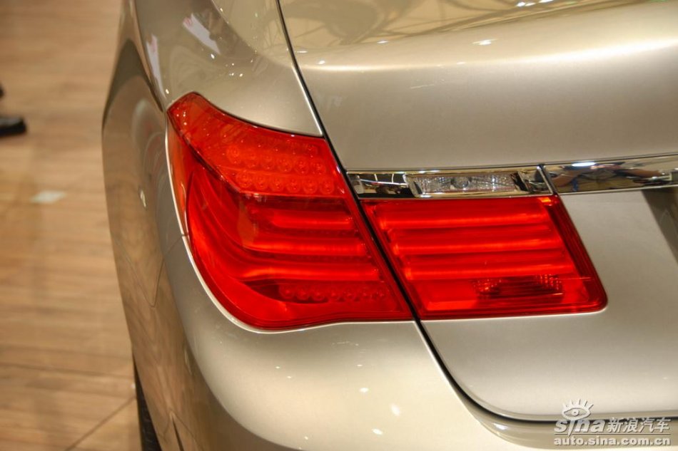 760Li