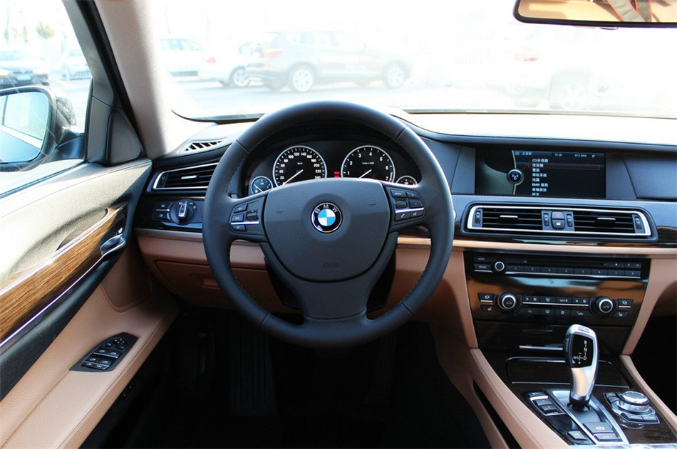 2013 740Li 3.0T AT  