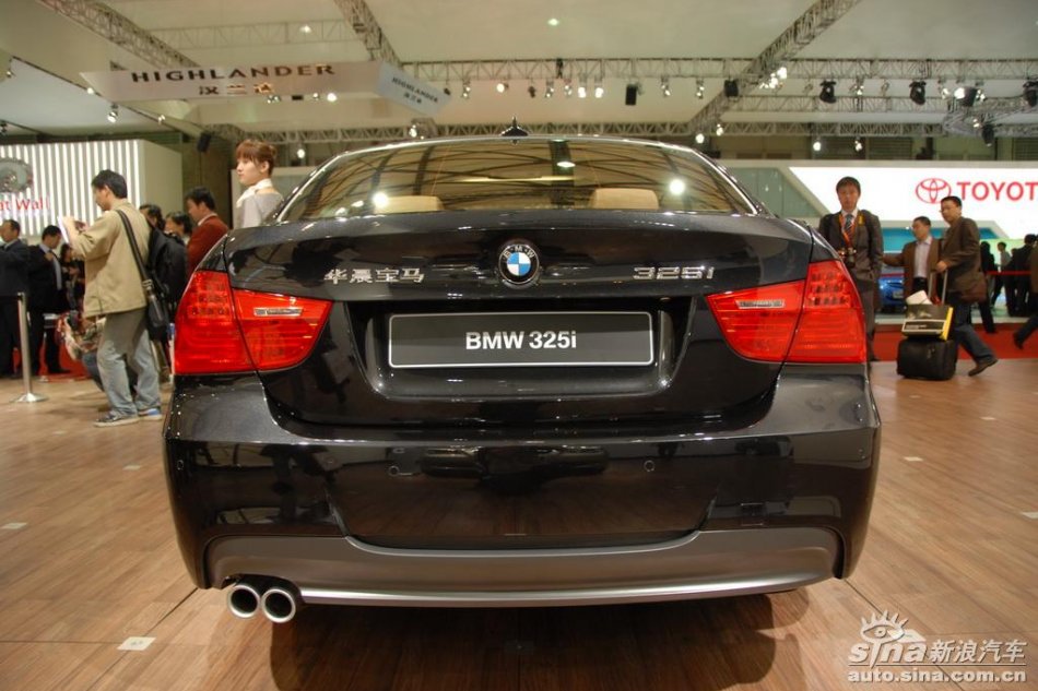 325i