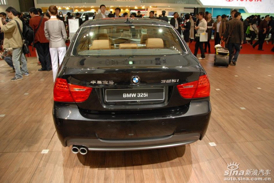 325i