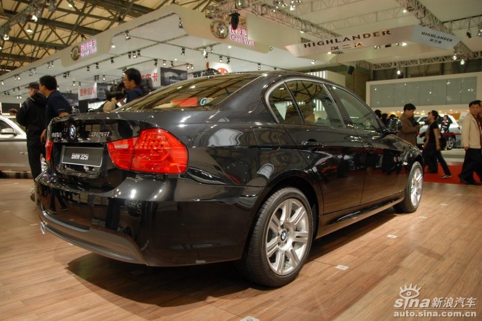 325i