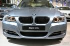 320i