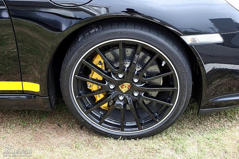 ±ʱ911 Carrera S