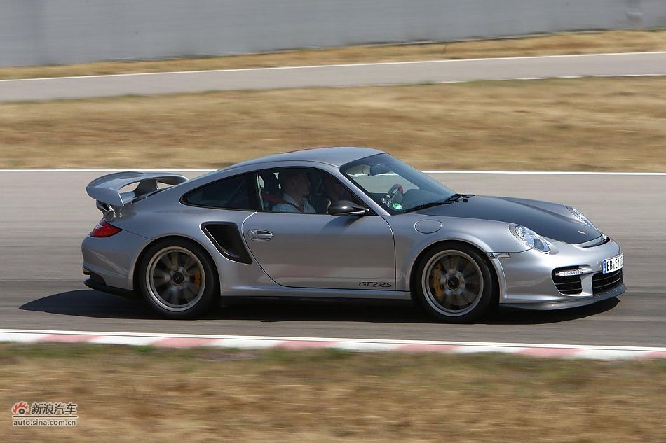 2011ʱ911GT2 RS