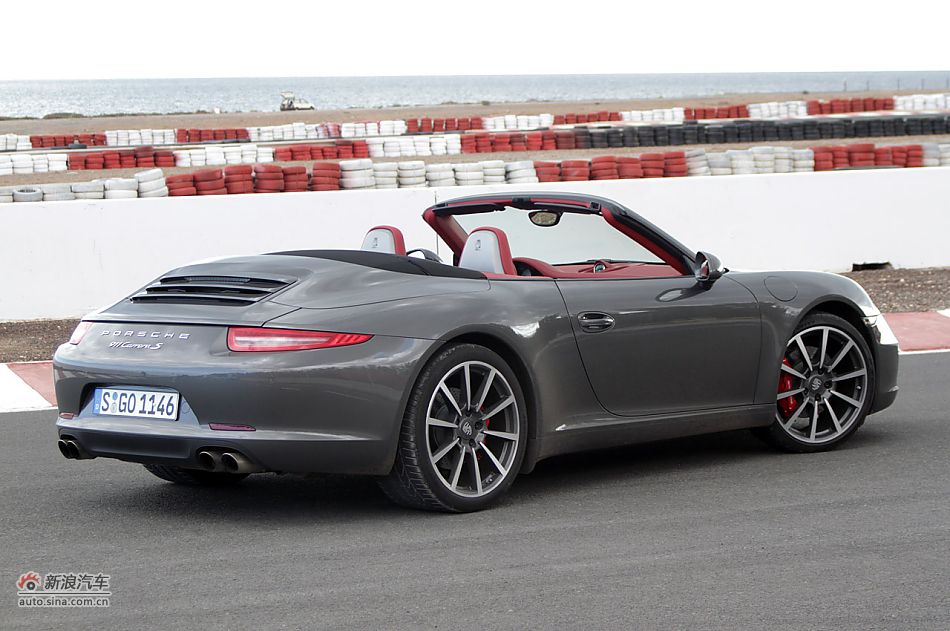 2012ʱ911 Cabriolet