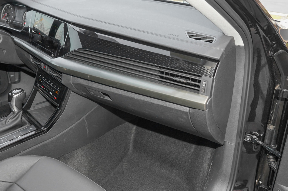2021 330TSI Ӣ 