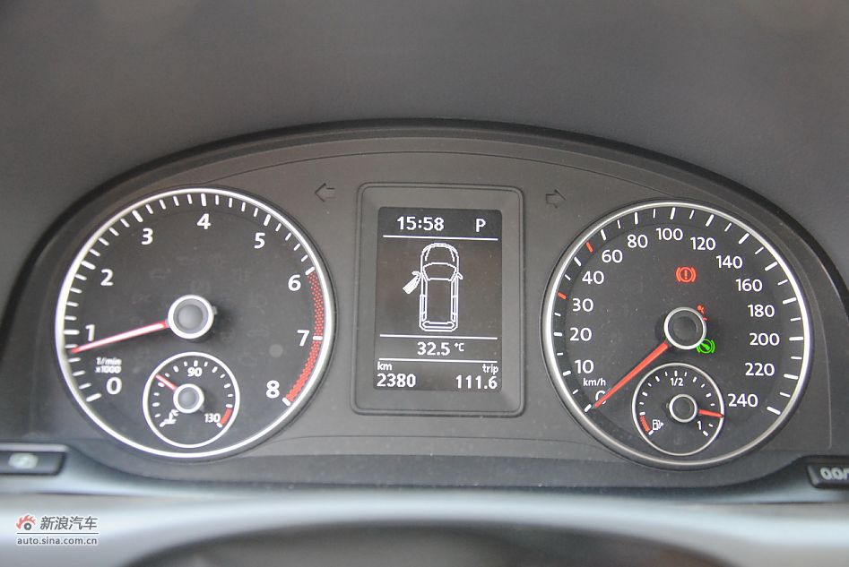 2011;1.4TSIԶ