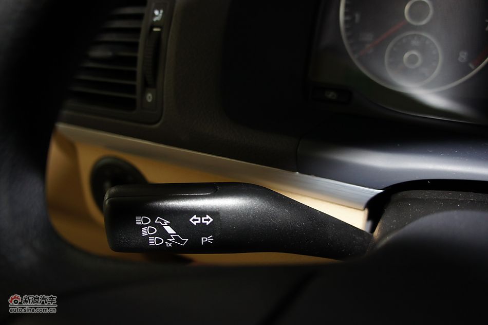 2011;1.4TSIֶа