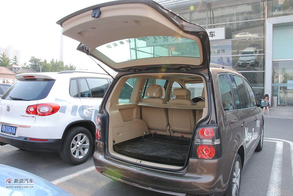 2011;1.4TSIԶ