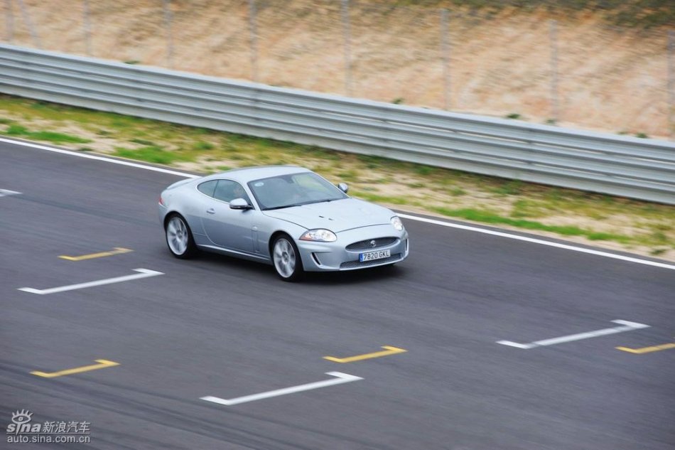 ݱXKR̬ͼƬ