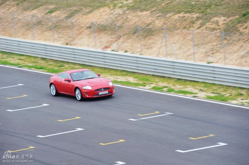 ݱXKR̬ͼƬ