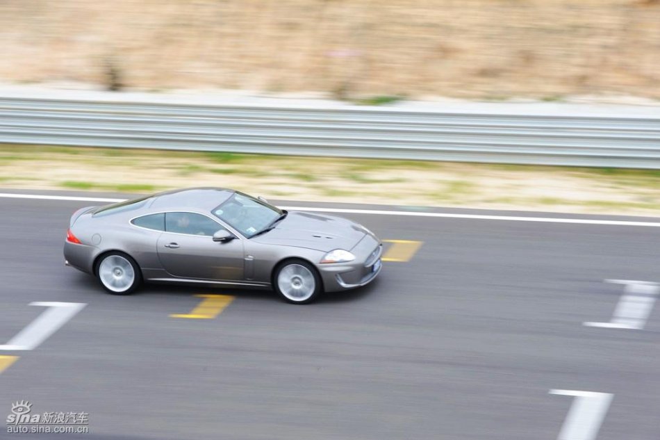 ݱXKR̬ͼƬ