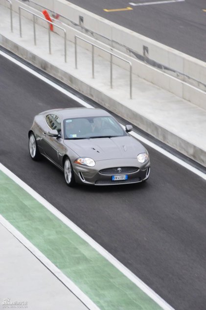 ݱXKR̬ͼƬ
