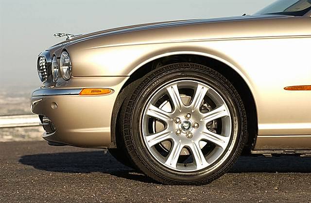XJ8 VandenPlas
