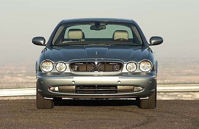 2004ݱXJ8