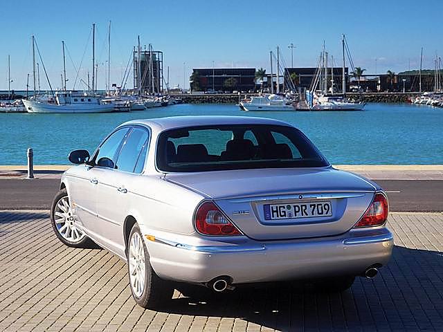 2004ݱXJ8