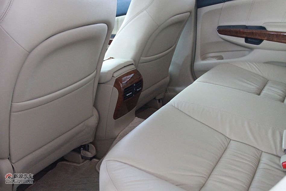2011Ÿ2.4L EXԶ