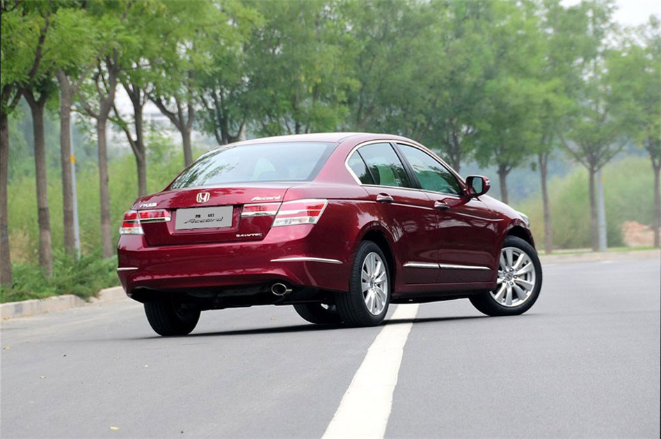 2013Ÿ2.4L Զ SE