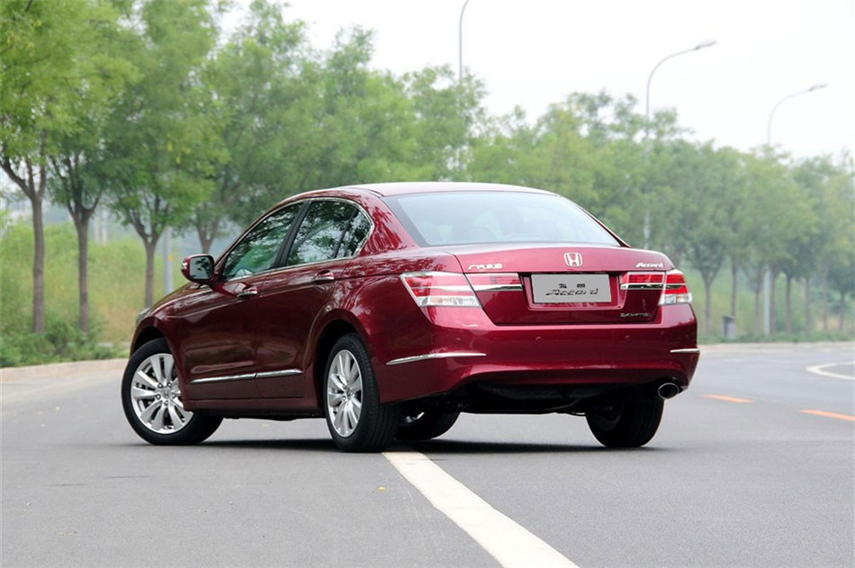 2013Ÿ2.4L Զ SE
