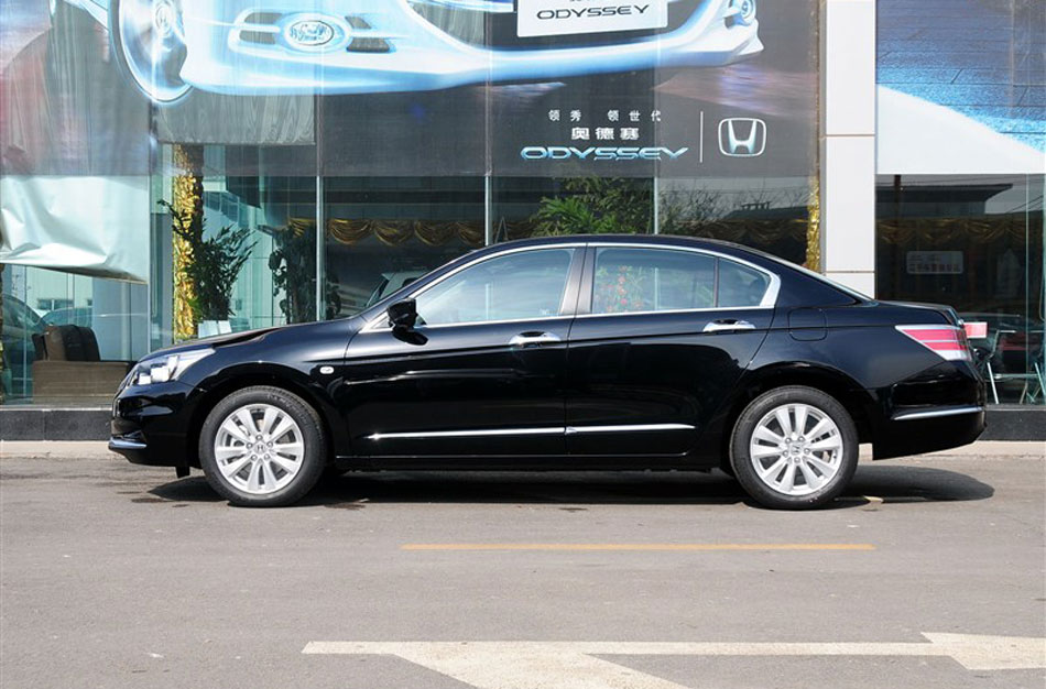 2013Ÿ2.0L Զ PE