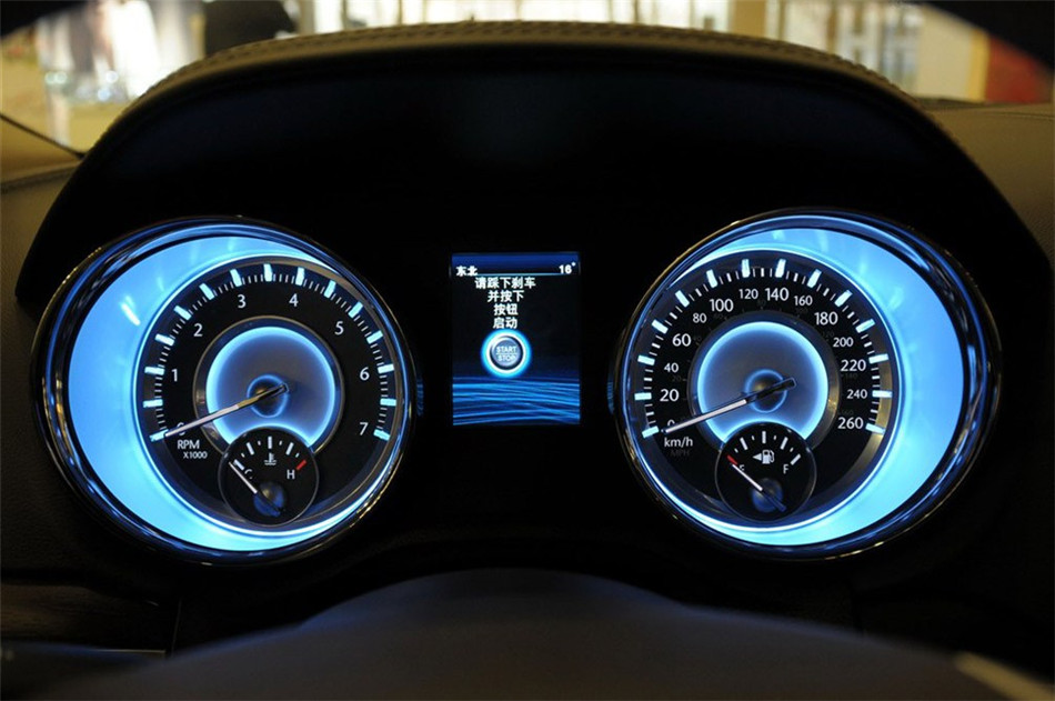 2013˹300C 3.6LԶ