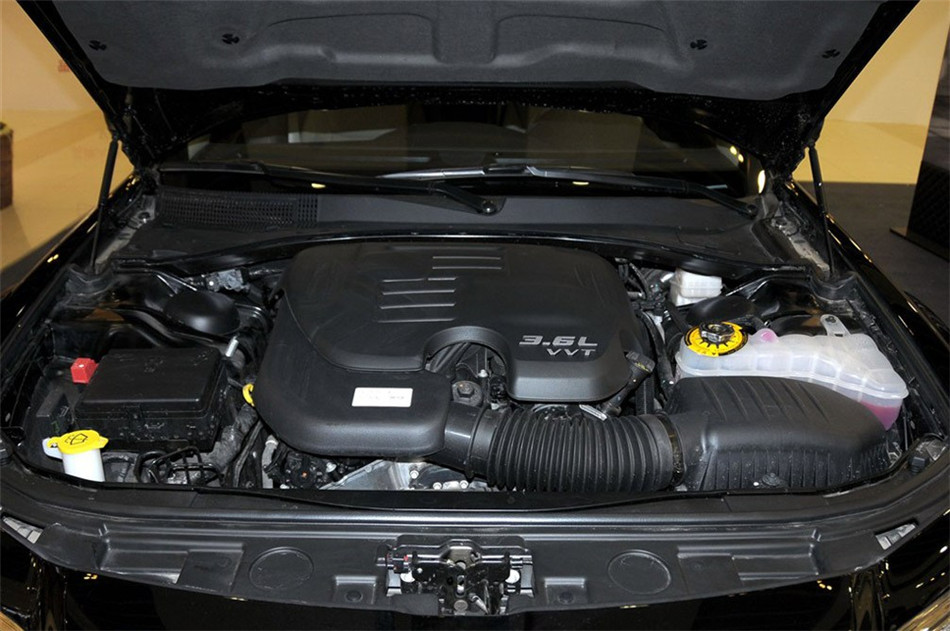 2013˹300C 3.6LԶ