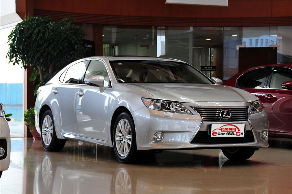 2013 250 Ű 